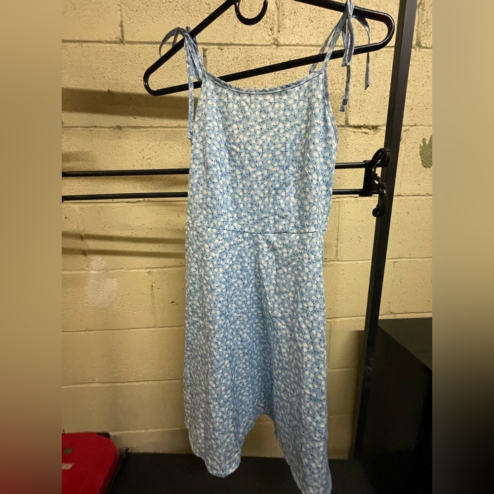ROMWE Light Blue Floral Top